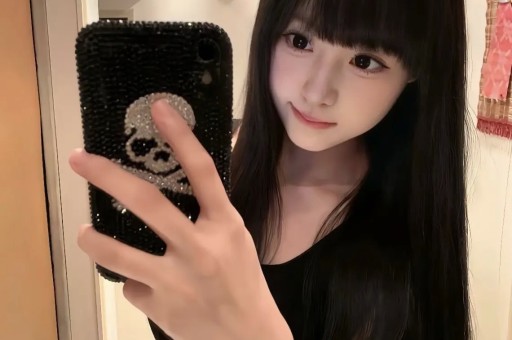 百万网红王浩楠出轨协同小三见家长妻子曝光“捉奸”现场录音
